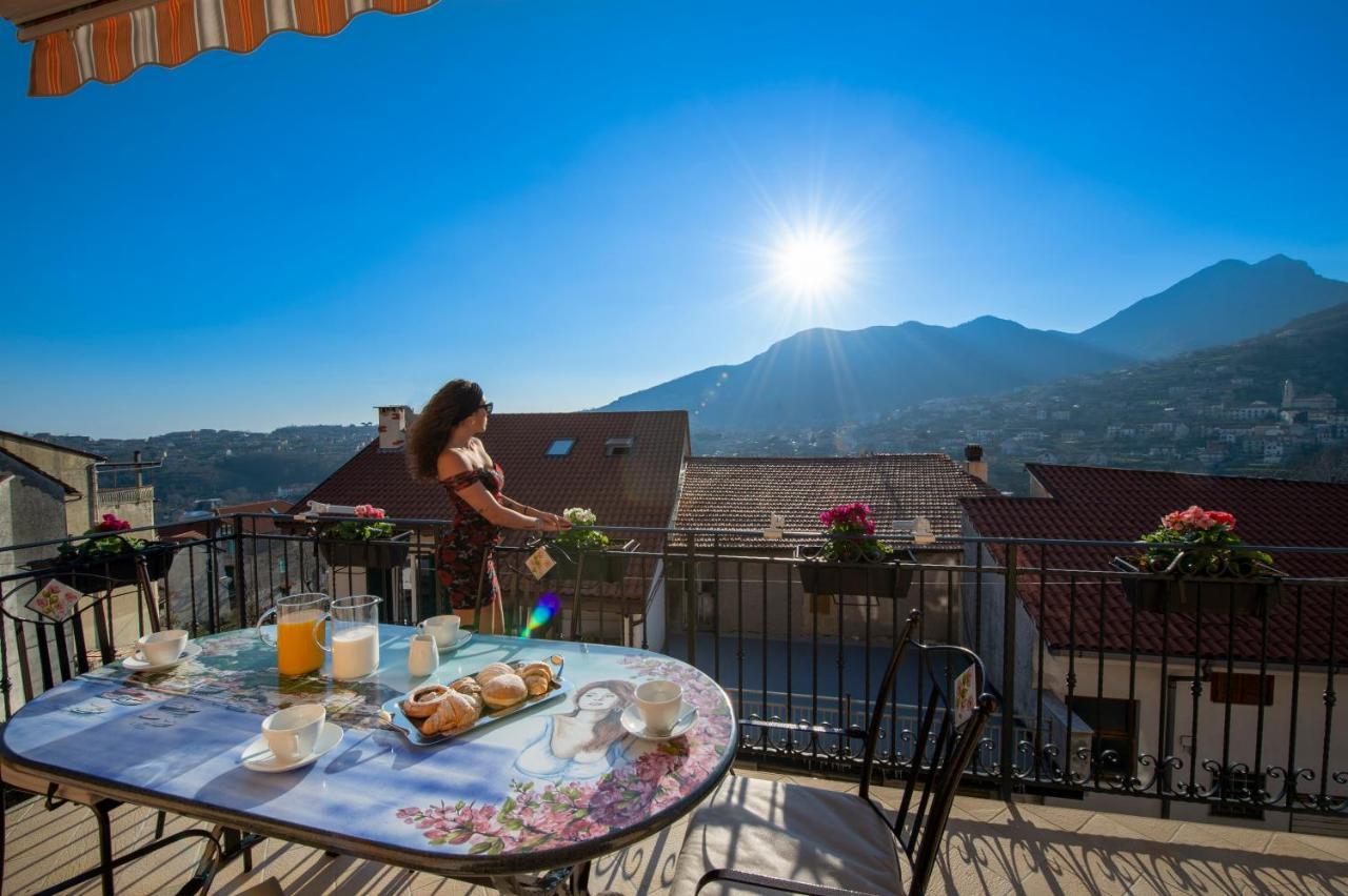 Donna Sofi Holiday House 아제롤라 외부 사진